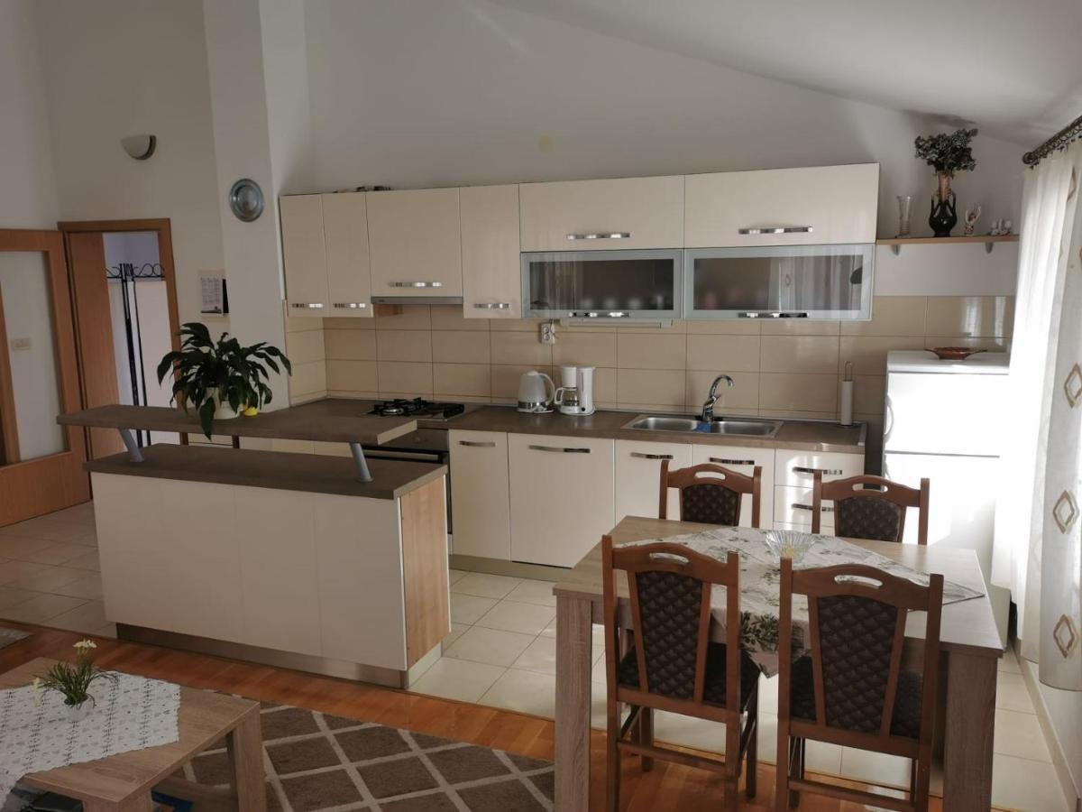 Apartman Zora Podstrana Exterior photo