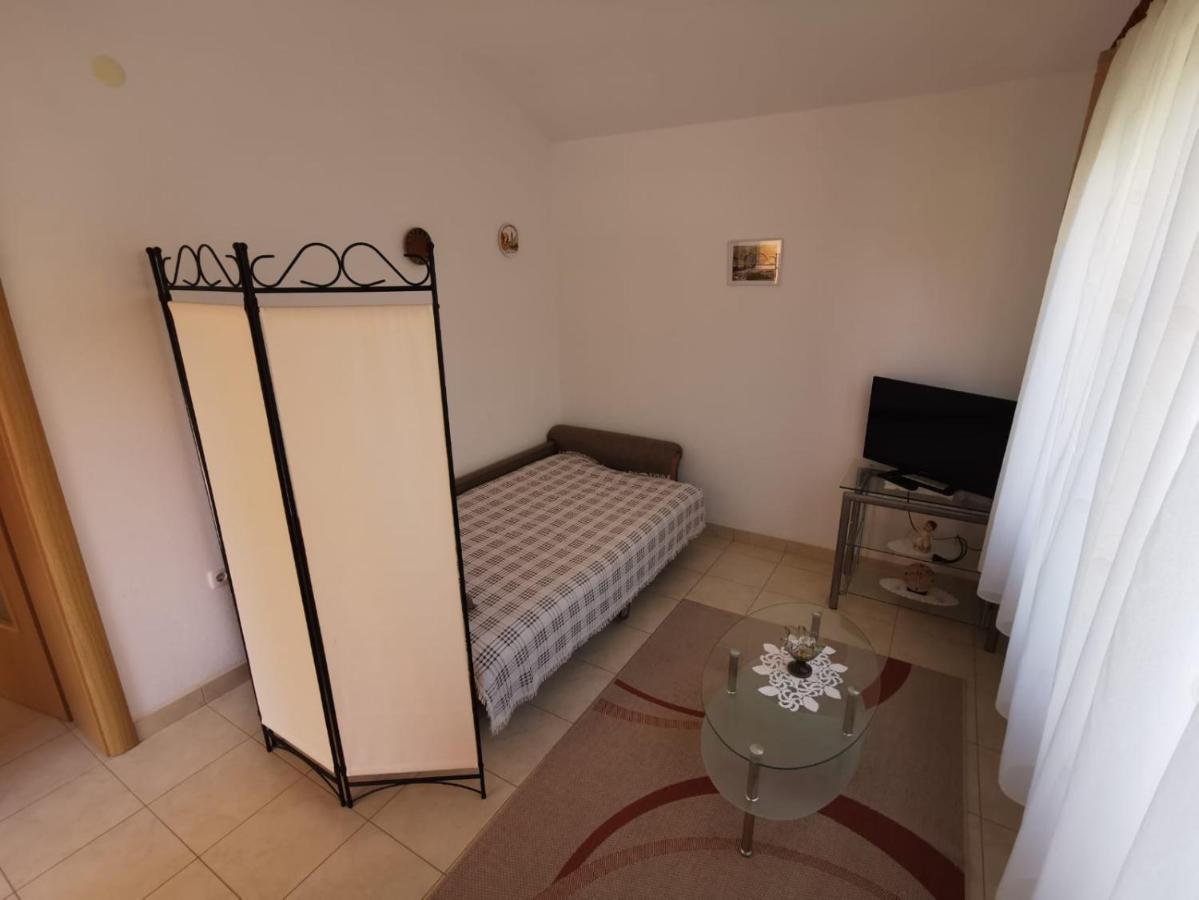 Apartman Zora Podstrana Exterior photo